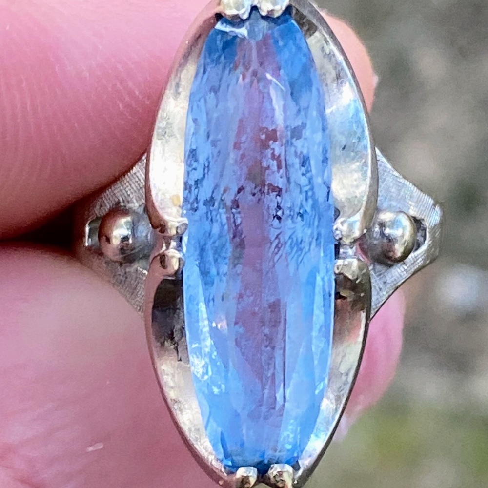 10kt antique/vintage women’s ring stone: unknown